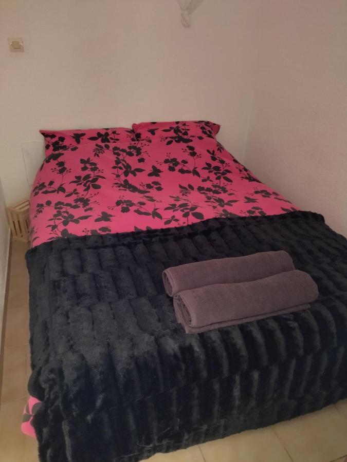 Le Cevenn'Hols Apartman Le Vigan  Kültér fotó